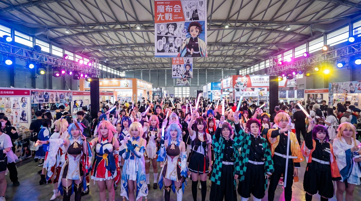 情侣视频cosplay美图